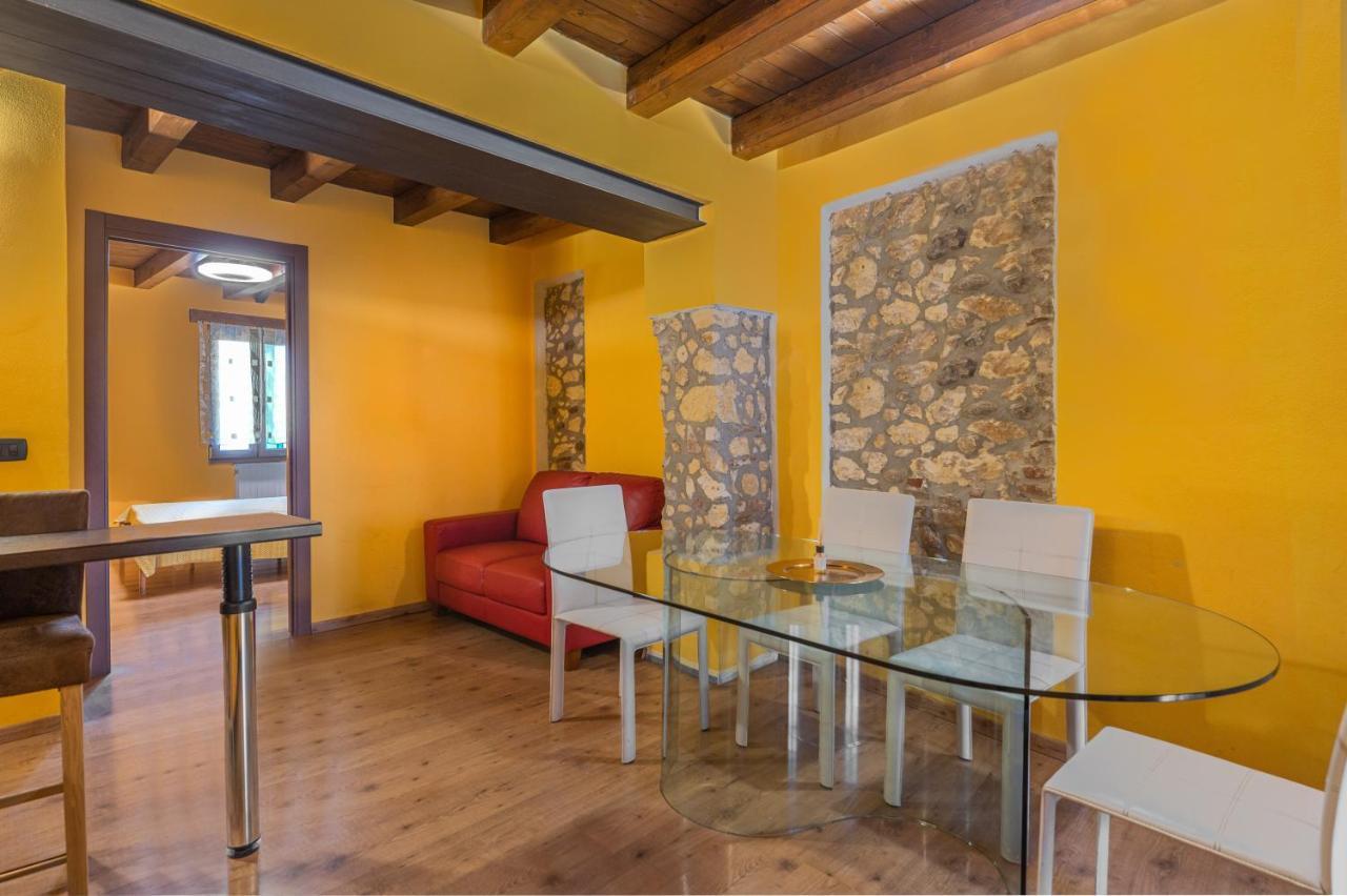 Apartamento Stylish 2 Bedroom With Balcony